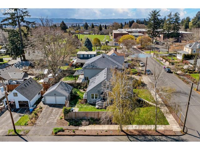 615 E 31ST St, Vancouver, WA 98663