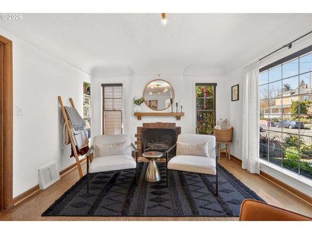 615 E 31ST St, Vancouver, WA 98663