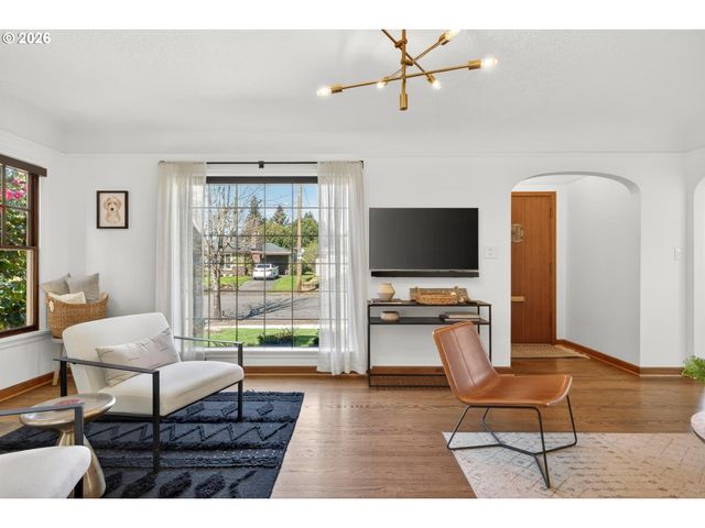 615 E 31ST St, Vancouver, WA 98663