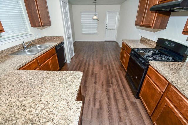 21102 Wortham Oaks Drive, Humble, TX 77338