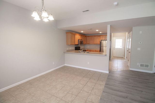 1943 CENTER ST, Columbia, MO 65203