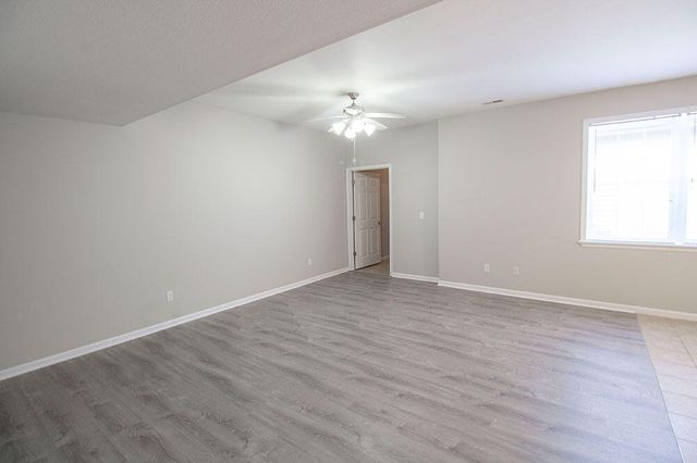 1943 CENTER ST, Columbia, MO 65203