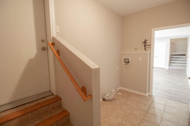 1943 CENTER ST, Columbia, MO 65203