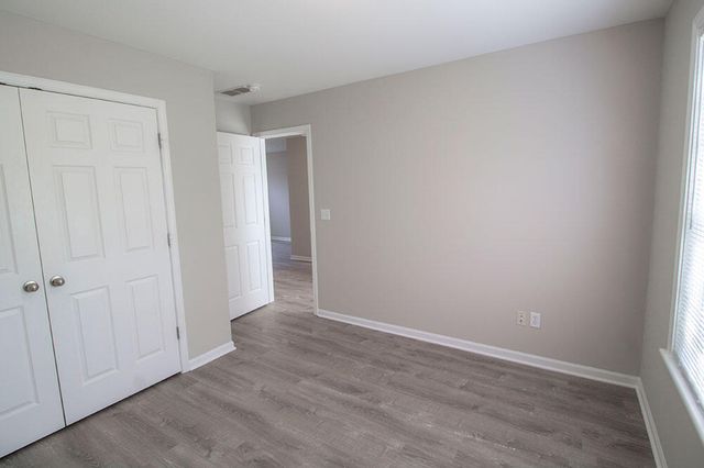 1943 CENTER ST, Columbia, MO 65203