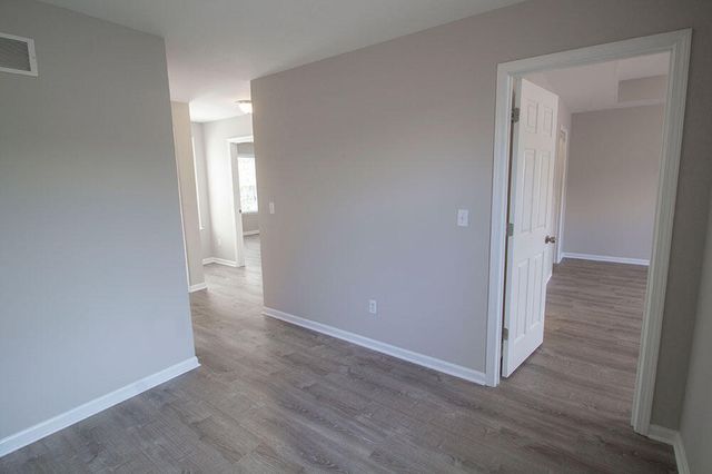 1943 CENTER ST, Columbia, MO 65203