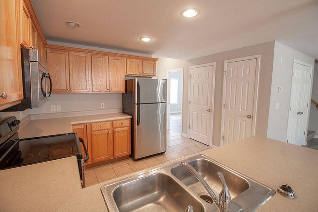 1943 CENTER ST, Columbia, MO 65203