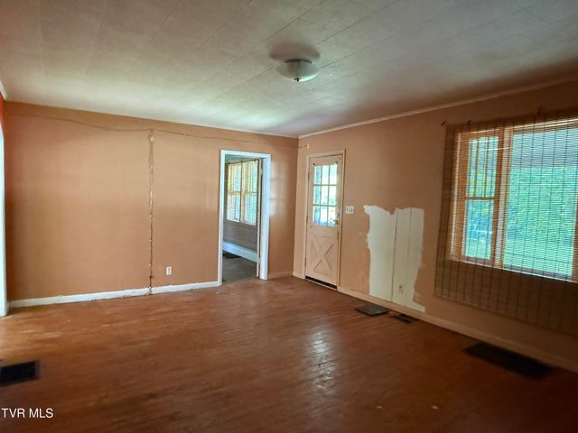 401 Spring Street, Jonesborough, TN 37659