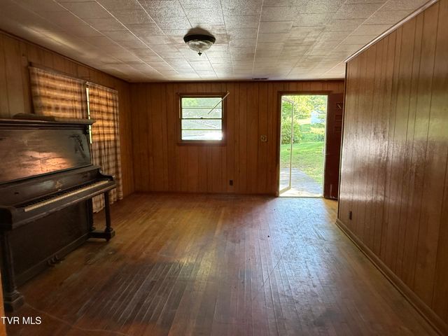 401 Spring Street, Jonesborough, TN 37659