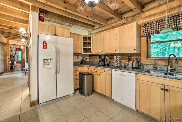4380 Donnely Road, Leoni Township, MI 49201