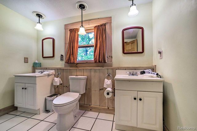4380 Donnely Road, Leoni Township, MI 49201