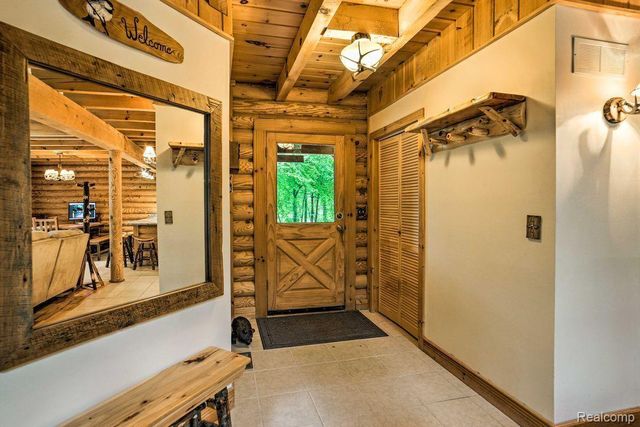 4380 Donnely Road, Leoni Township, MI 49201