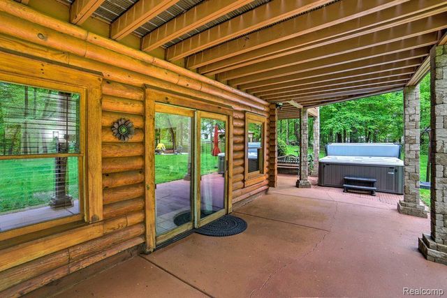 4380 Donnely Road, Leoni Township, MI 49201