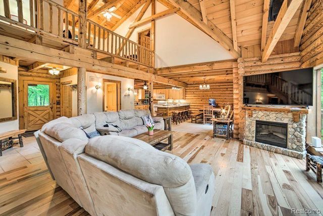4380 Donnely Road, Leoni Township, MI 49201