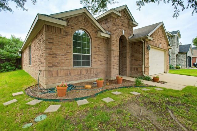 3247 Yeltes, Grand Prairie, TX 75054