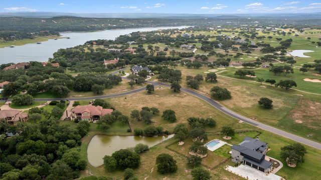 25701 Cliff CIR, Spicewood, TX 78669