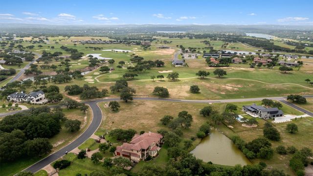 25701 Cliff CIR, Spicewood, TX 78669