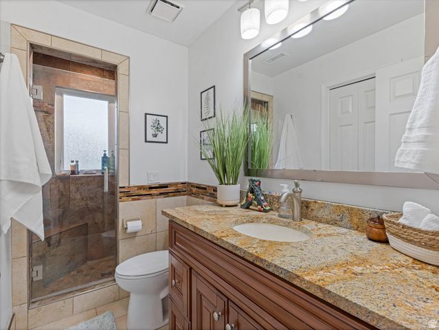 3064 E GRANITE MEADOW LN, Sandy, UT 84092