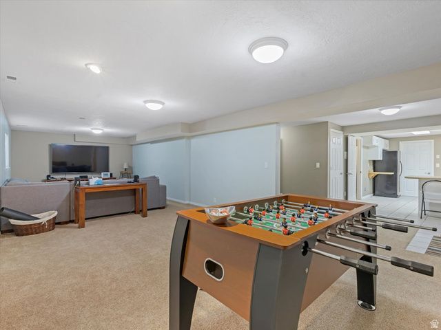 3064 E GRANITE MEADOW LN, Sandy, UT 84092