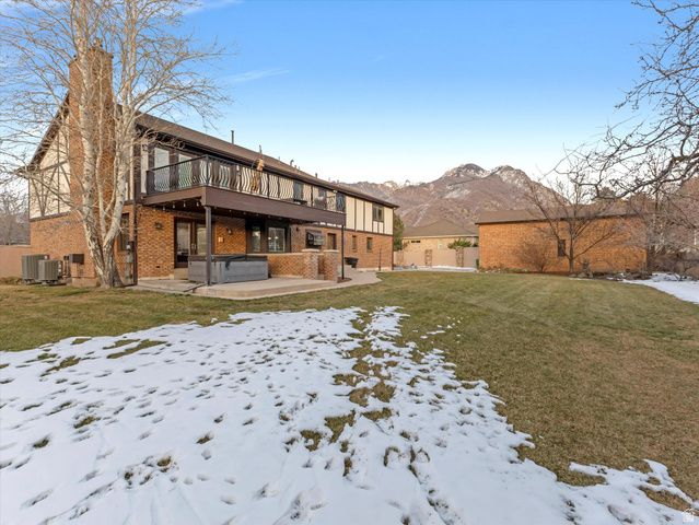 3064 E GRANITE MEADOW LN, Sandy, UT 84092