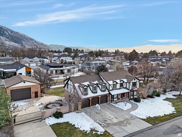3064 E GRANITE MEADOW LN, Sandy, UT 84092