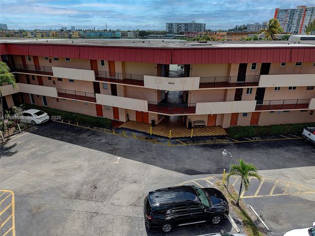 19001 NE 14th Ave 221, Miami, FL 33179