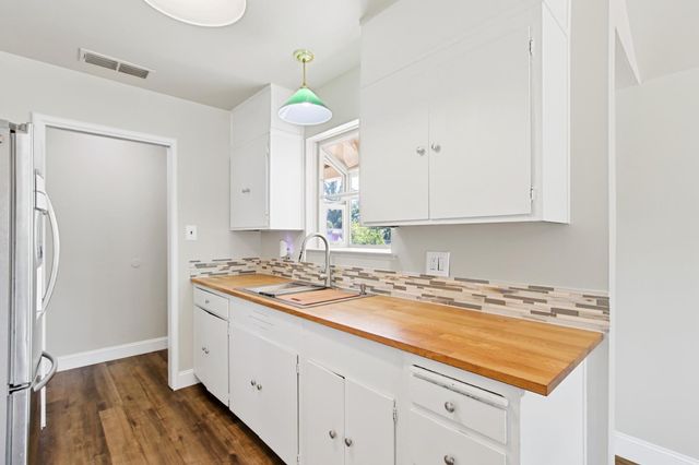3020 Mills Park Ln, Rancho Cordova, CA 95670