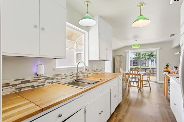 3020 Mills Park Ln, Rancho Cordova, CA 95670