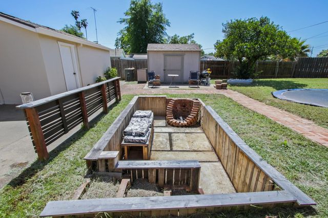 3020 Mills Park Ln, Rancho Cordova, CA 95670
