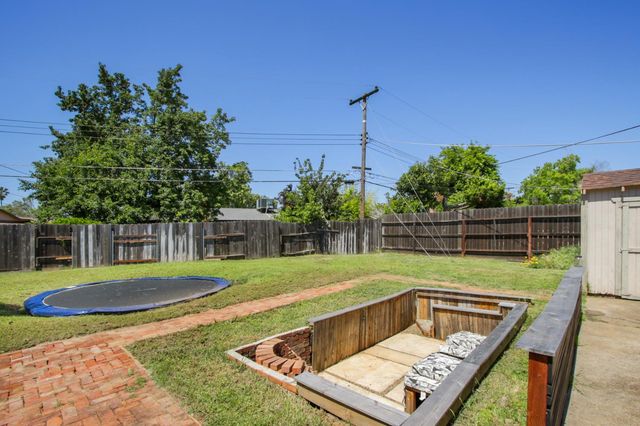 3020 Mills Park Ln, Rancho Cordova, CA 95670