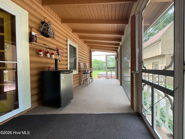 187 Launch Landing Road, Moyock, NC 27958