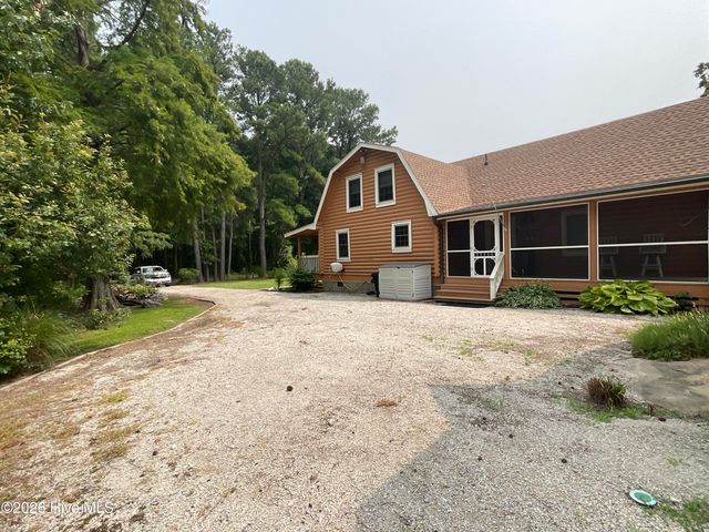 187 Launch Landing Road, Moyock, NC 27958