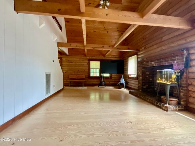 187 Launch Landing Road, Moyock, NC 27958