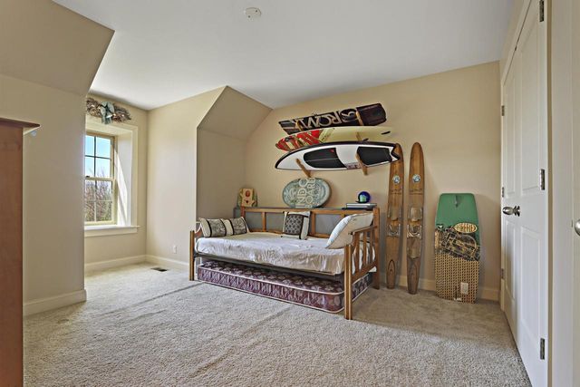 392 County Road B, Fontana, WI 53125