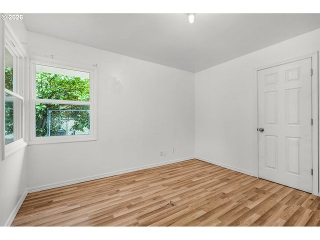11580 Se POWELL Blvd, Portland, OR 97266