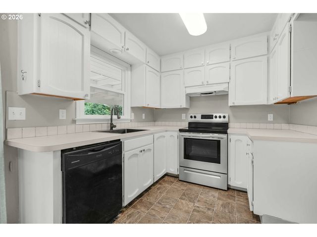 11580 Se POWELL Blvd, Portland, OR 97266