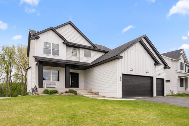 429 Collova Drive, Vadnais Heights, MN 55127
