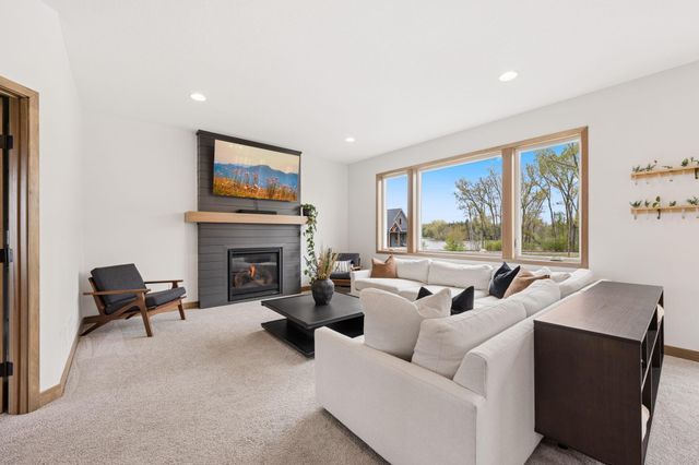 429 Collova Drive, Vadnais Heights, MN 55127