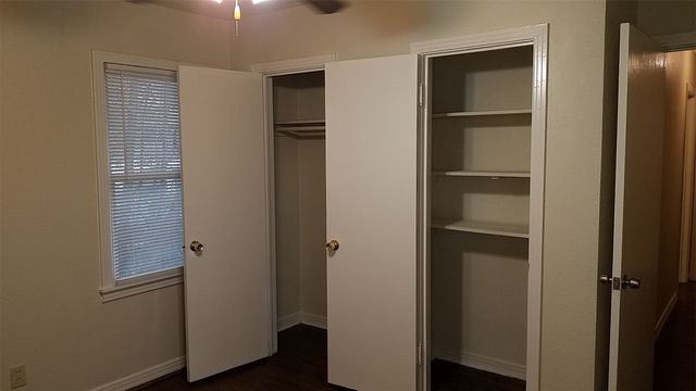 7458 Mohawk Avenue, Fort Worth, TX 76116