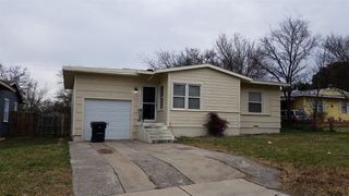 7458 Mohawk Avenue, Fort Worth, TX 76116