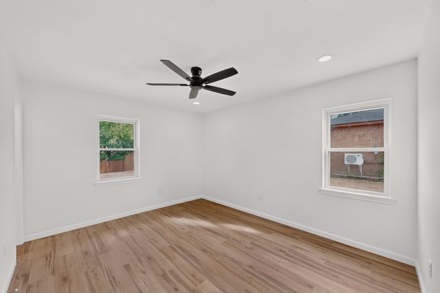 403 Glenn Drive, Weatherford, TX 76086