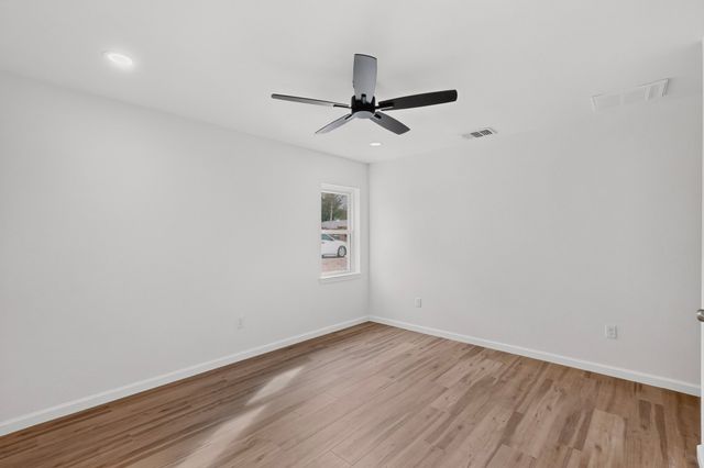 403 Glenn Drive, Weatherford, TX 76086