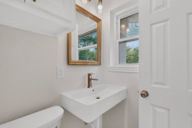 403 Glenn Drive, Weatherford, TX 76086