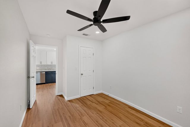 403 Glenn Drive, Weatherford, TX 76086