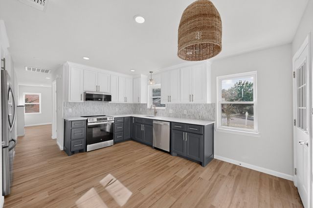 403 Glenn Drive, Weatherford, TX 76086
