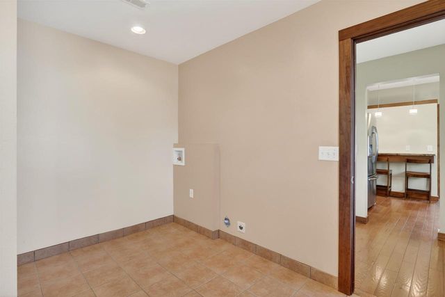 1104 W 5th Avenue, Brodhead, WI 53520