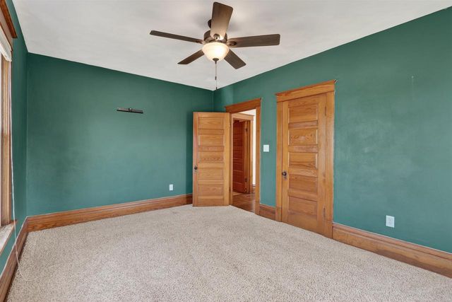 1104 W 5th Avenue, Brodhead, WI 53520