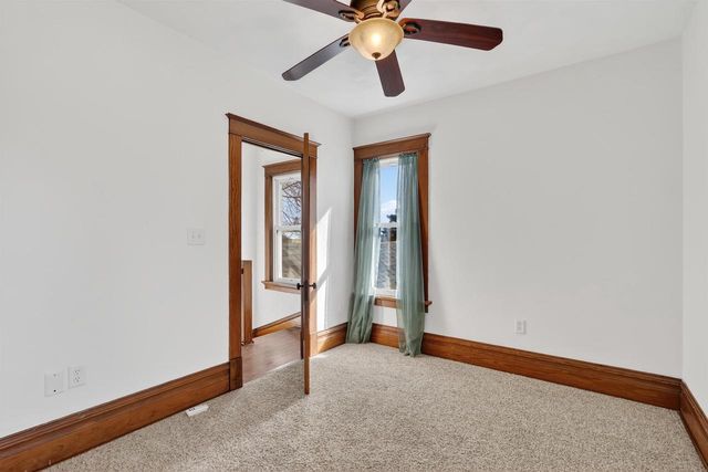 1104 W 5th Avenue, Brodhead, WI 53520