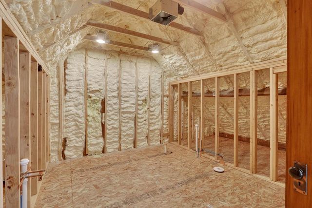 1104 W 5th Avenue, Brodhead, WI 53520