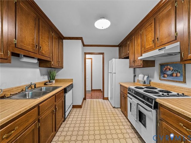 1843 Boyer Rd, Powhatan, VA 23139