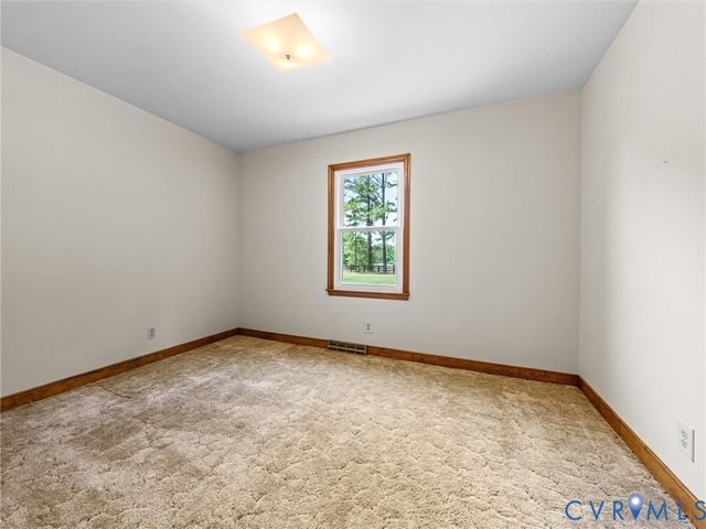 1843 Boyer Rd, Powhatan, VA 23139